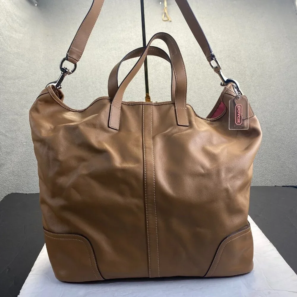 Authentic COACH 28915 Hadley Leather Duffle,Shoulder Bag - Picture 15 of 16